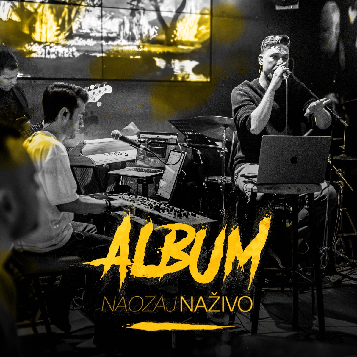 Album naozaj naživo
