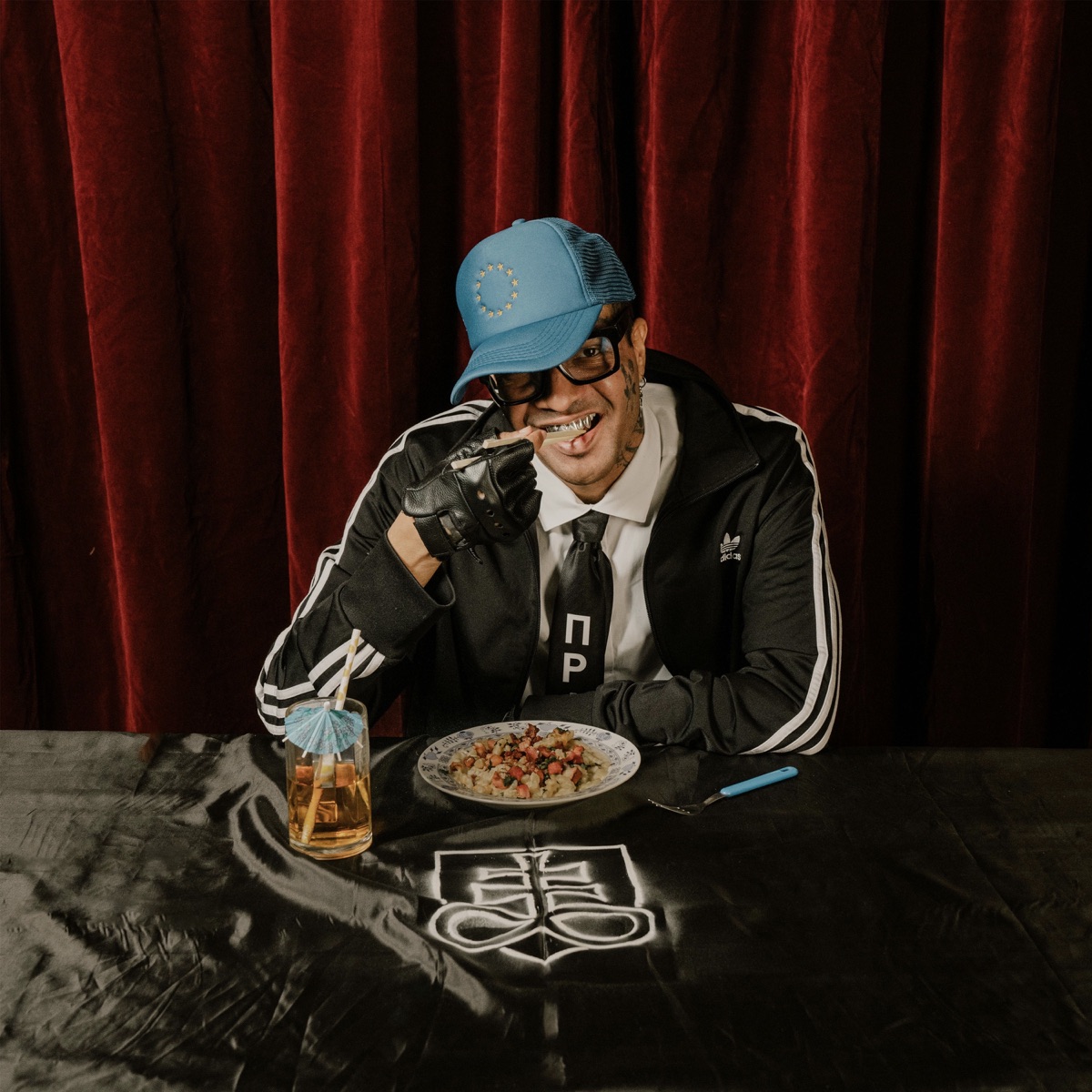 2 minúty nenávisti na ministerstve pravdy