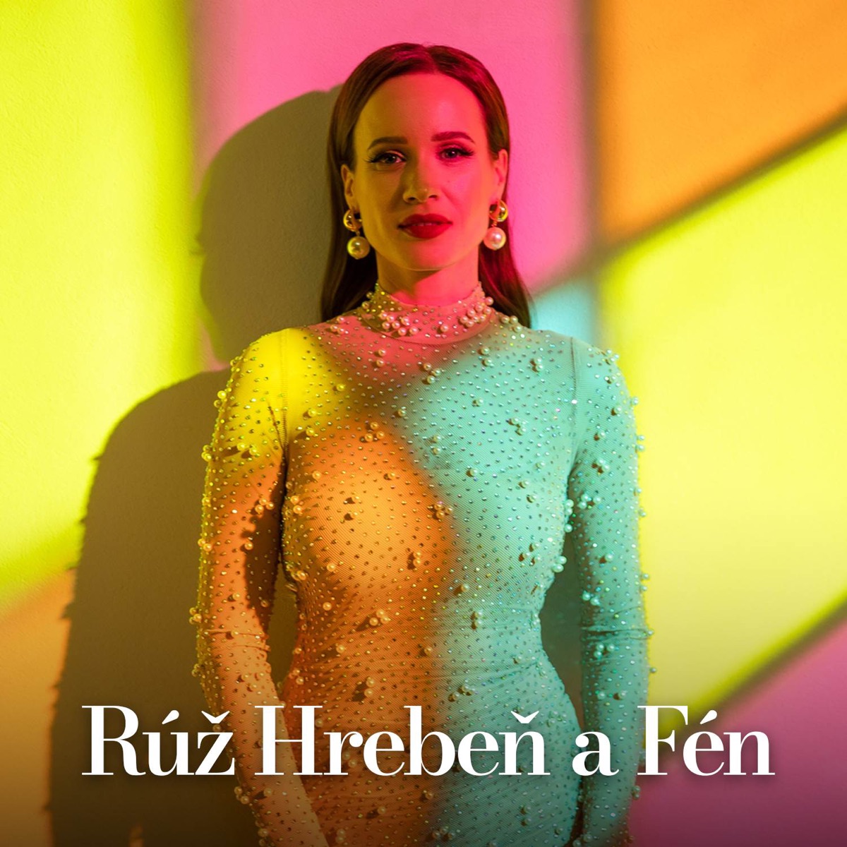 Růž hrebeň a fén