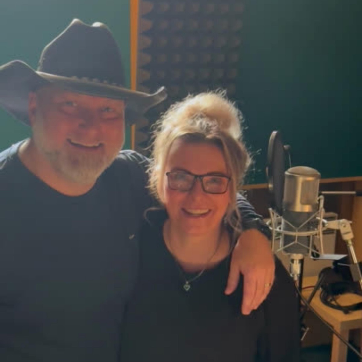 Nelámej nade mnou hůl (feat. Denisa Marková)