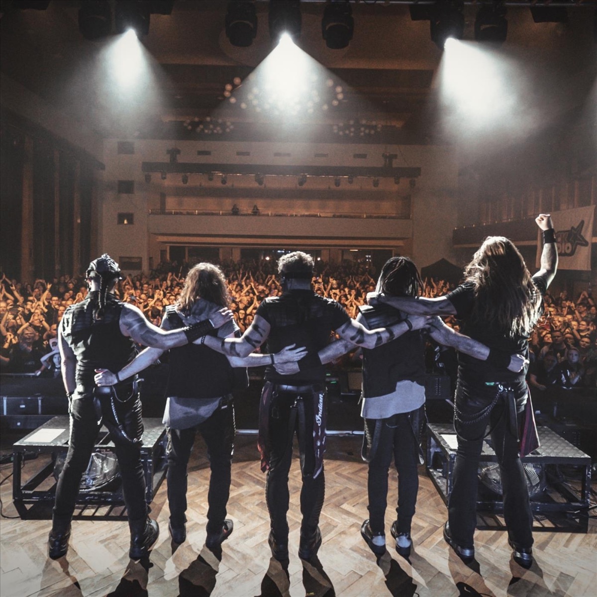 t svj sen (live 2025)