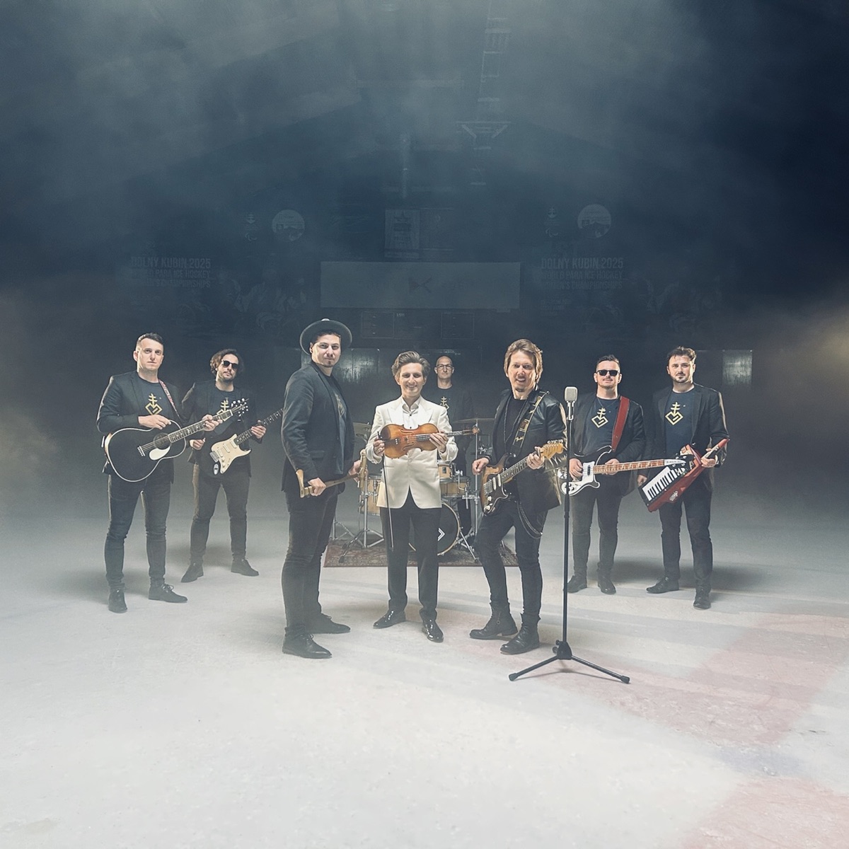 Nezlomn� (aj v zime) (feat. Filip Jan��k)