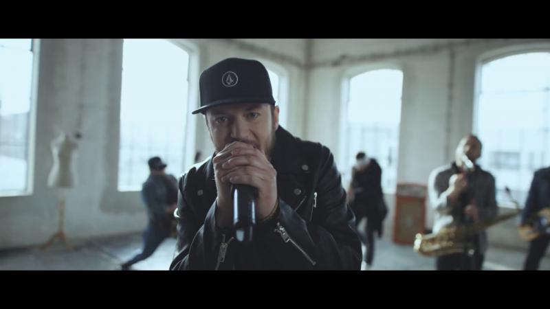 Členové kapely UDG v nové videoklipu veřejně přiznávají nevěru