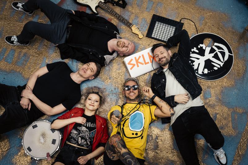 Kapela Skyline vyráží na podzim do klubů s novou zpěvačkou