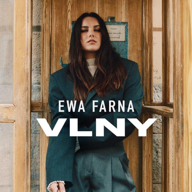 Ewa Farna překvapila návštěvníky Rock for People. Na festivalu představila videoklip k titulní písni z filmu Vlny