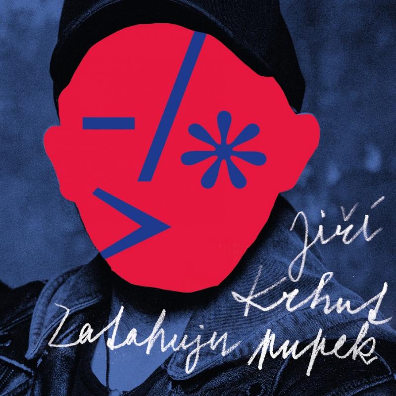 Jiří Krhut zatahuje před Terezou Ramba pupek